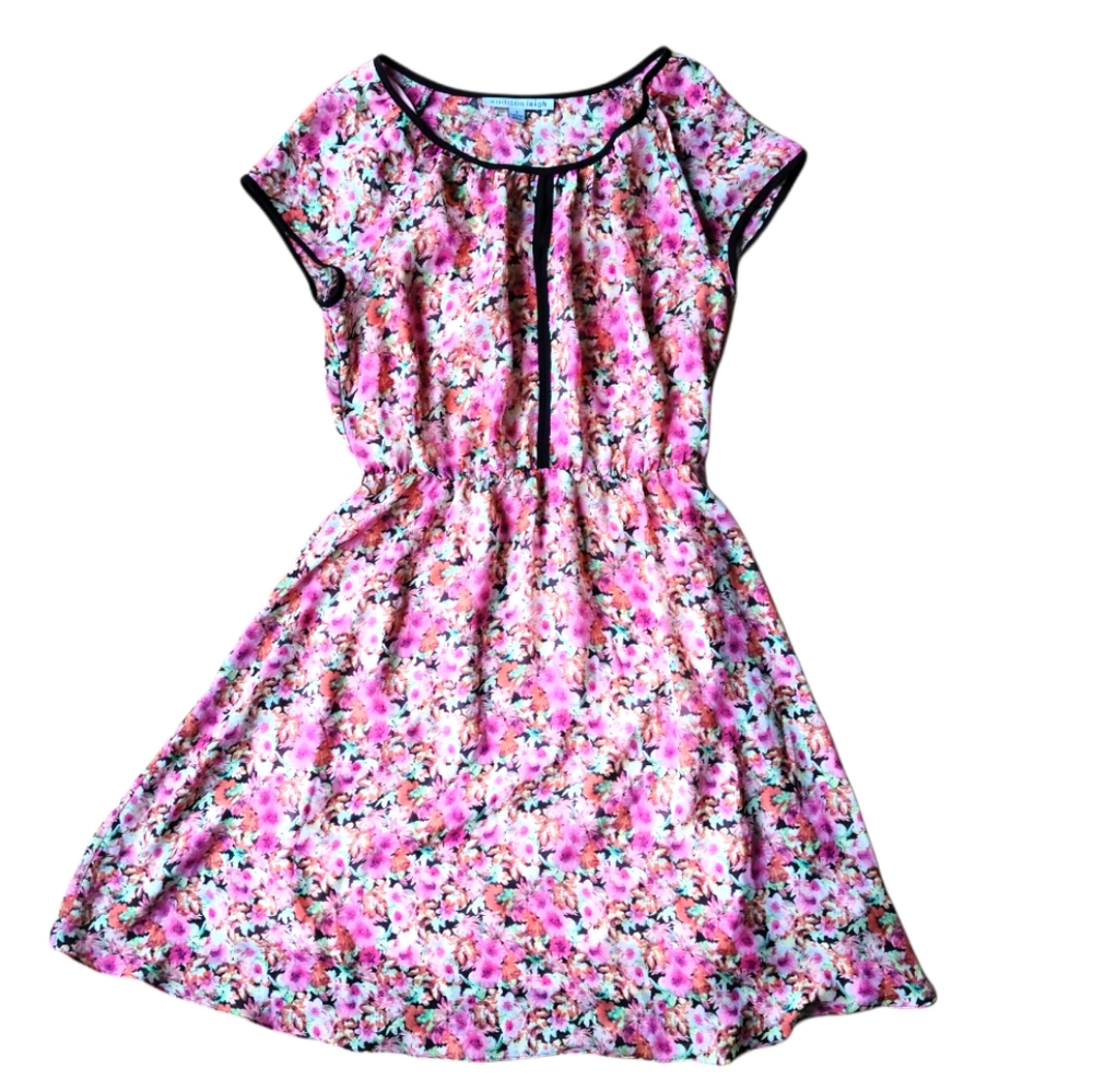Madison Leigh Pink Floral Dress Size 6